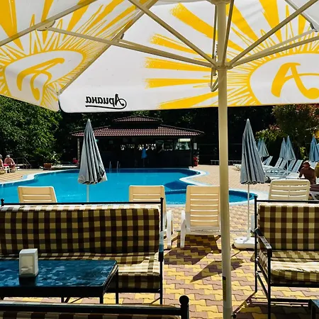 Hotel Neva 2*