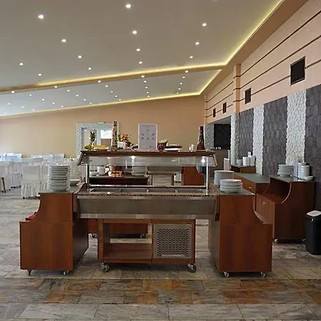 Neva Hotel Kiten (Burgas)