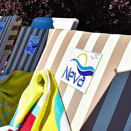 Neva Hotel Kiten (Burgas)
