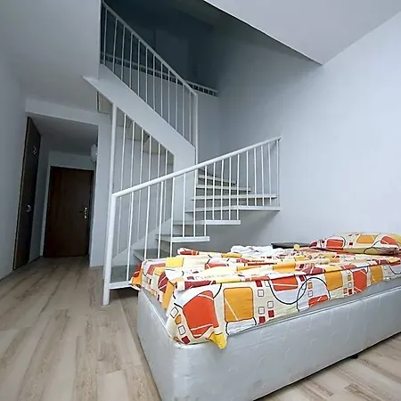 Hotel Neva 2*