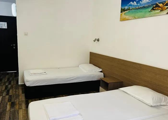 Neva Hotel Kiten (Burgas)