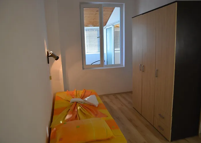 Hotel Neva Kiten (Burgas)